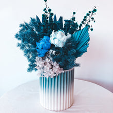 Load image into Gallery viewer, Sapphire Dream Pot