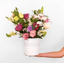 Load image into Gallery viewer, Floral Gift Box - BL
